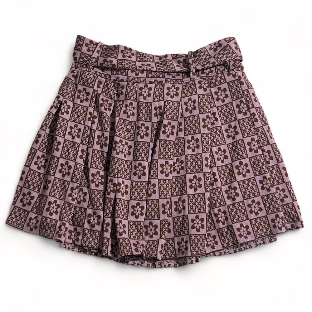Just Polly Juniors' Printed Pleated Skirt - Mauve Flower, Size S, NWT - Picture 6 of 9